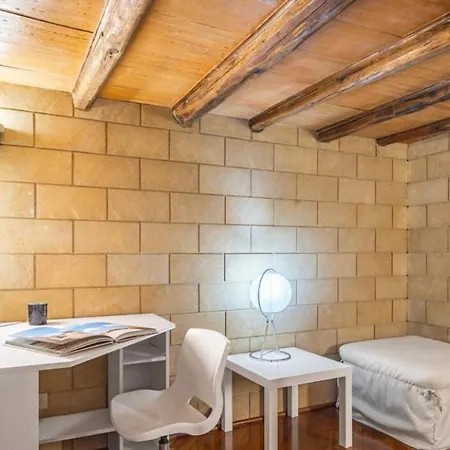 Florio Apartment *